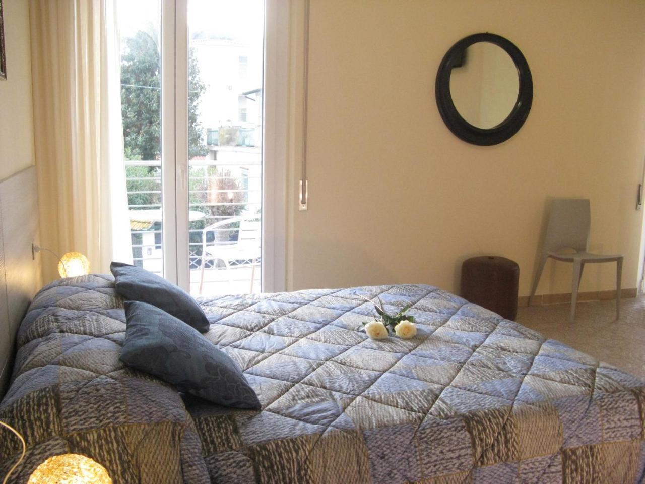 Hotel Luca Lido di Camaiore Kültér fotó