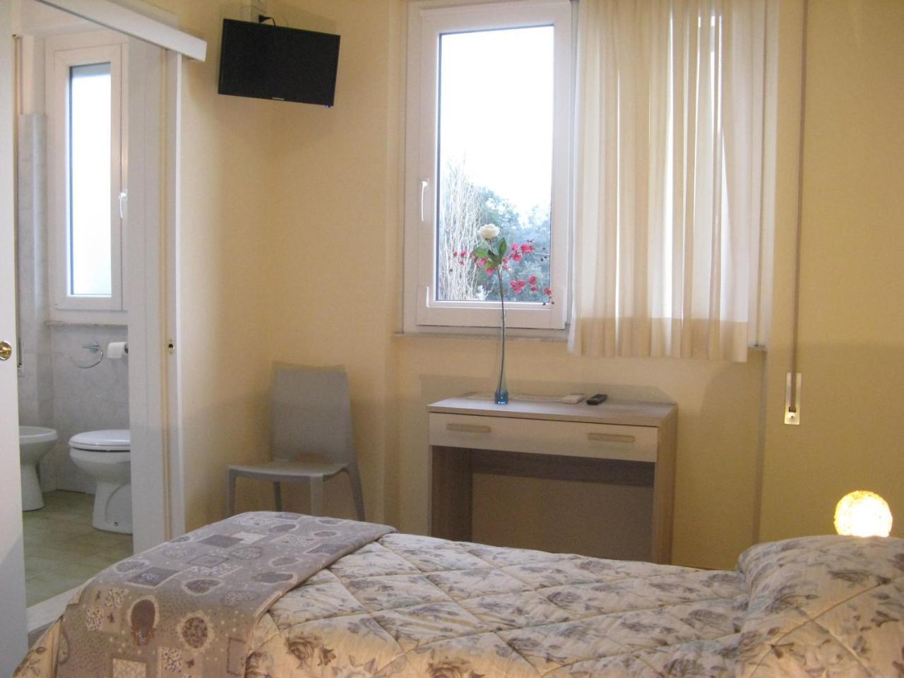Hotel Luca Lido di Camaiore Kültér fotó